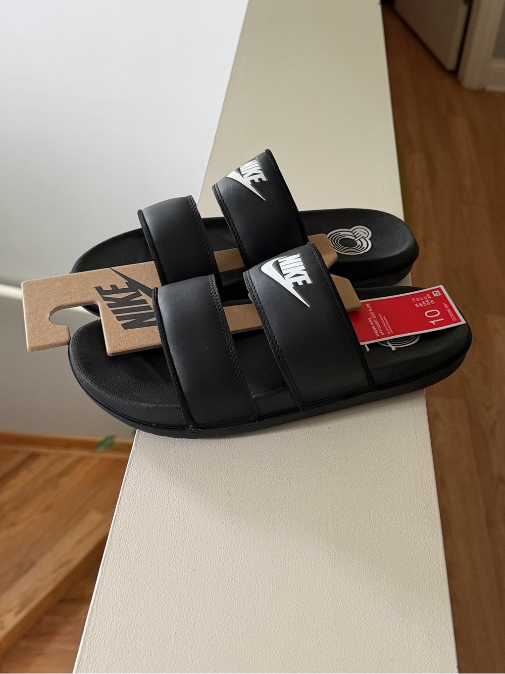 Brand new “Nike”(off court duo slide)slippers for women.Size-10,color-black 🖤